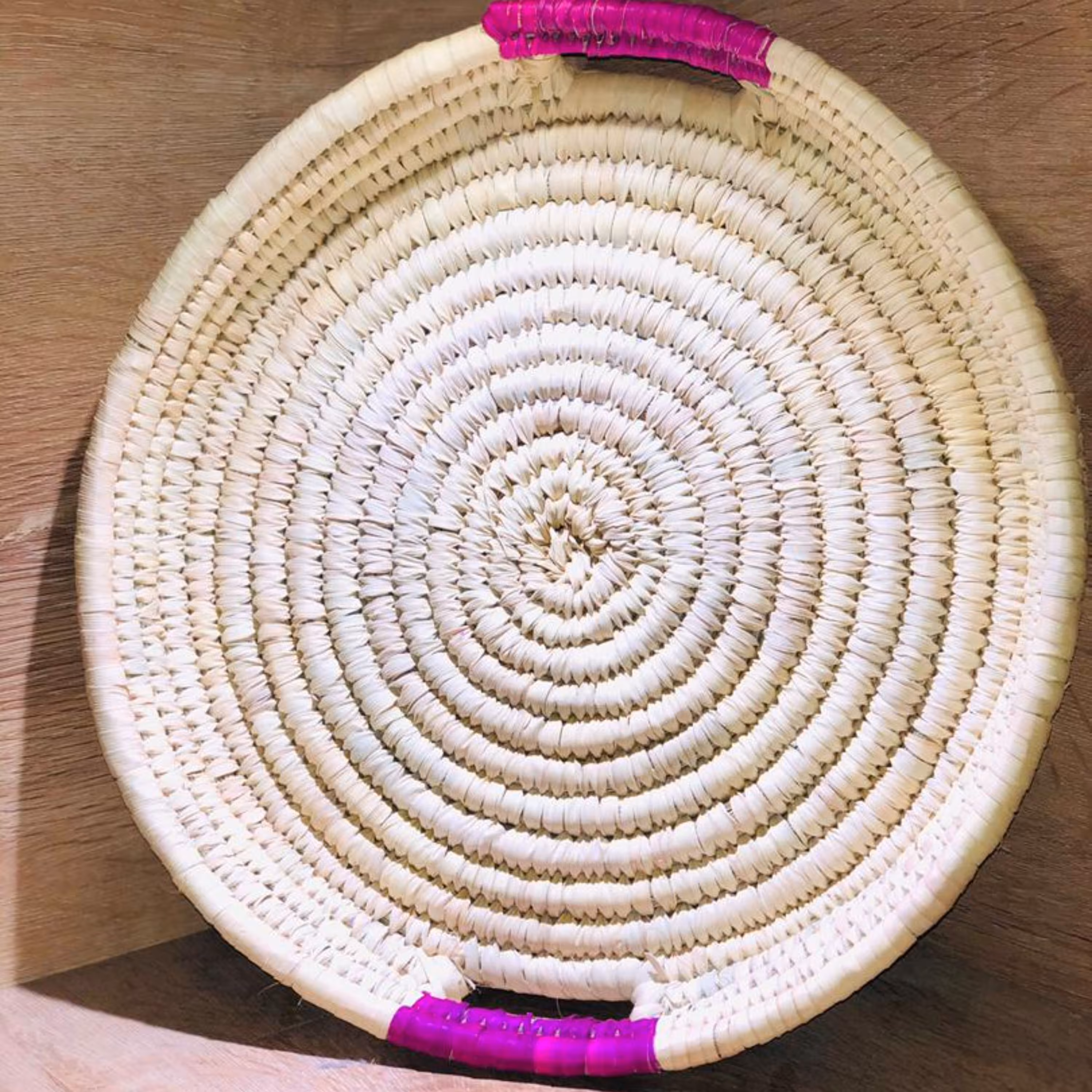 سینی دکوراتیو حصیری