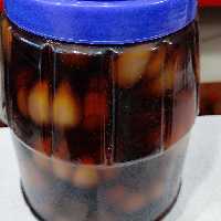 سیر ترشی سه ساله و خوشمزه در بسته بندی 4کیلویی