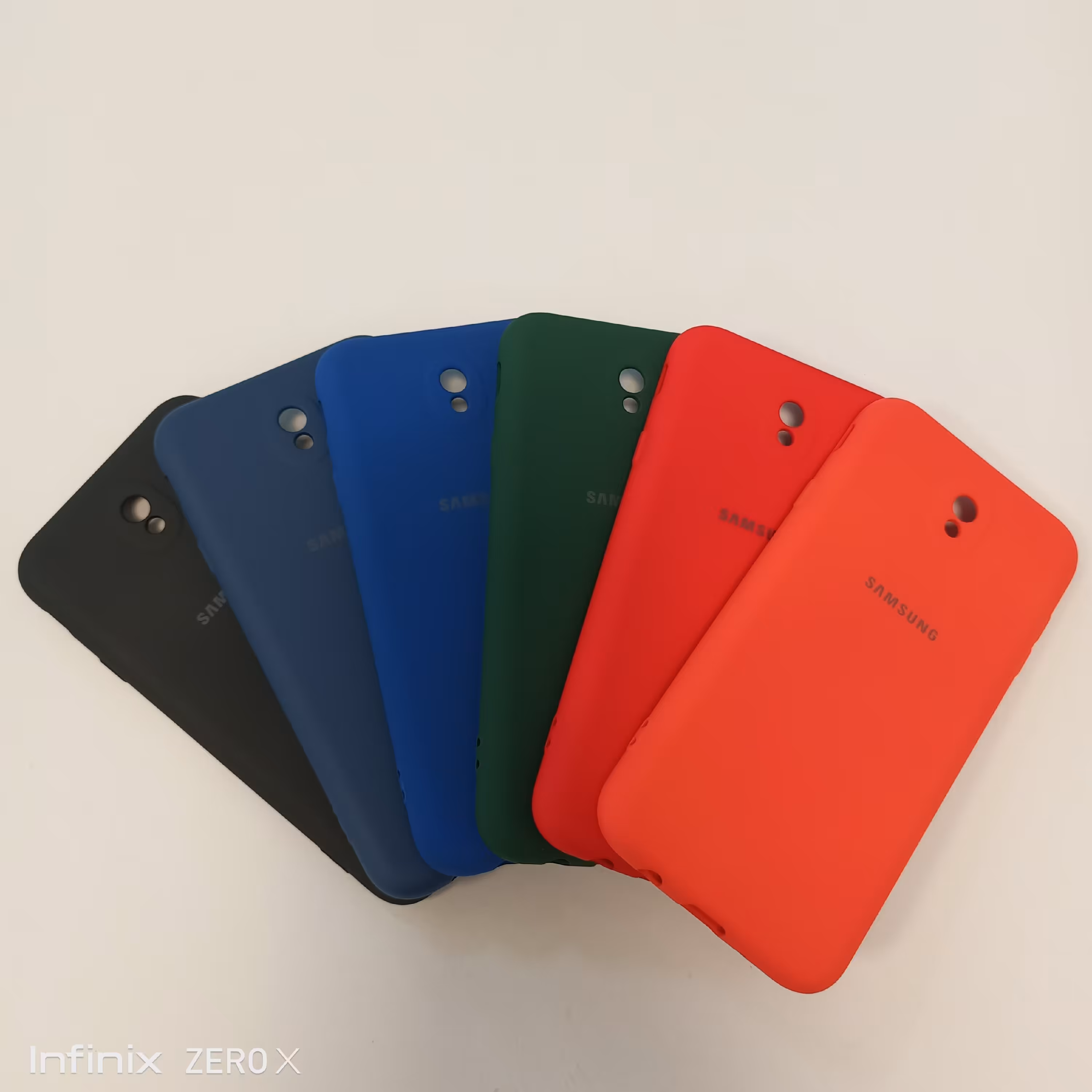 گارد سیلیکونی درجه یک مخملی مناسب سامسونگ J7 pro 