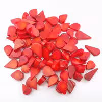 مرجان طبیعی قدیمی تراش اشکی سورخدار