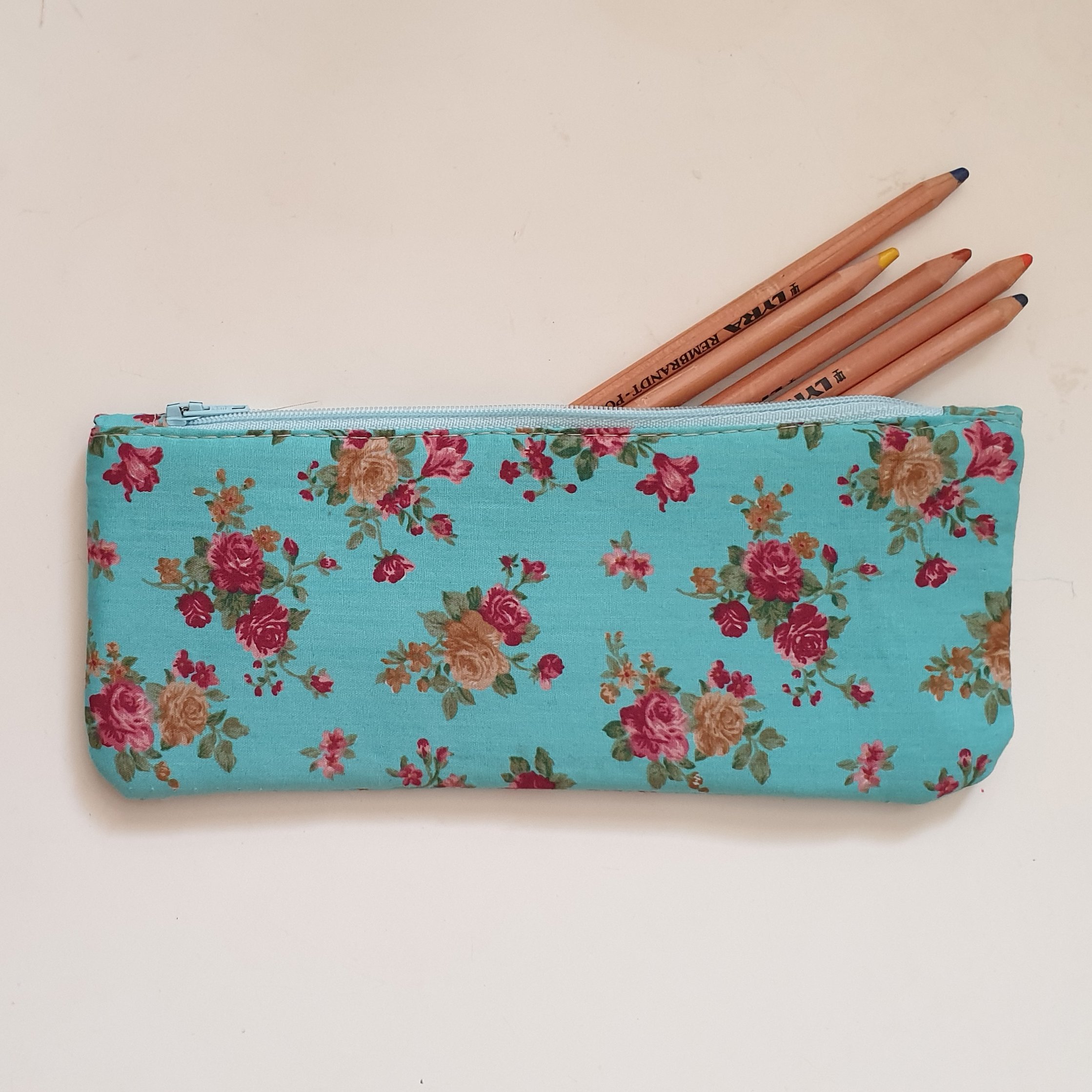 جامدادی پارچه ای تخت