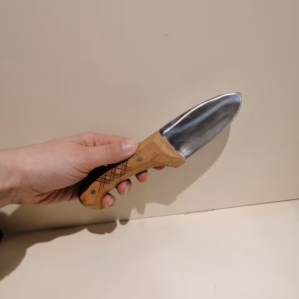 چاقوی طبیعت گردی تاکتیکال  شماره یک