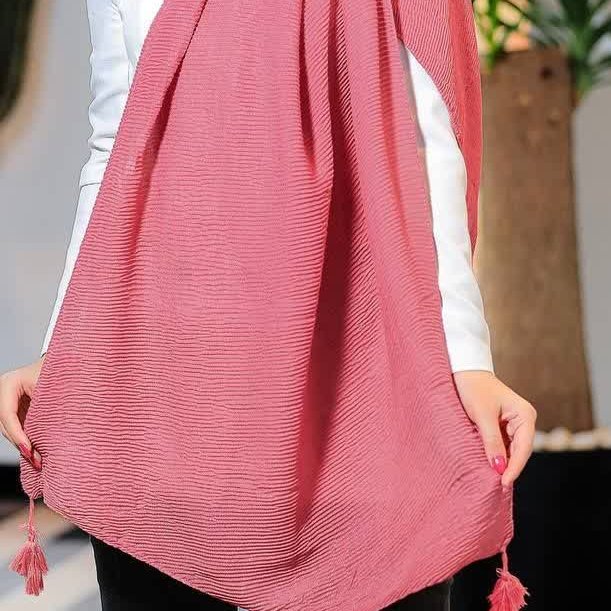 شال پلیسه نخی جناقی بهاره منگوله دار دور دوخت رنگ بندی  قواره:200*75   