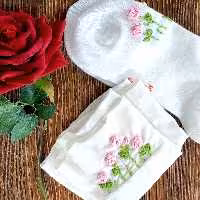 ساق و جوراب ساق طرح باغچه صورتی