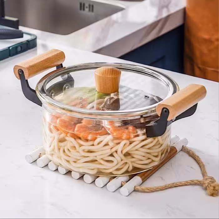 قابلمه پیرکس وارداتی شعله مستقیم دسته چوبی سه و نیم لیتری با ضخامت 5 میل 