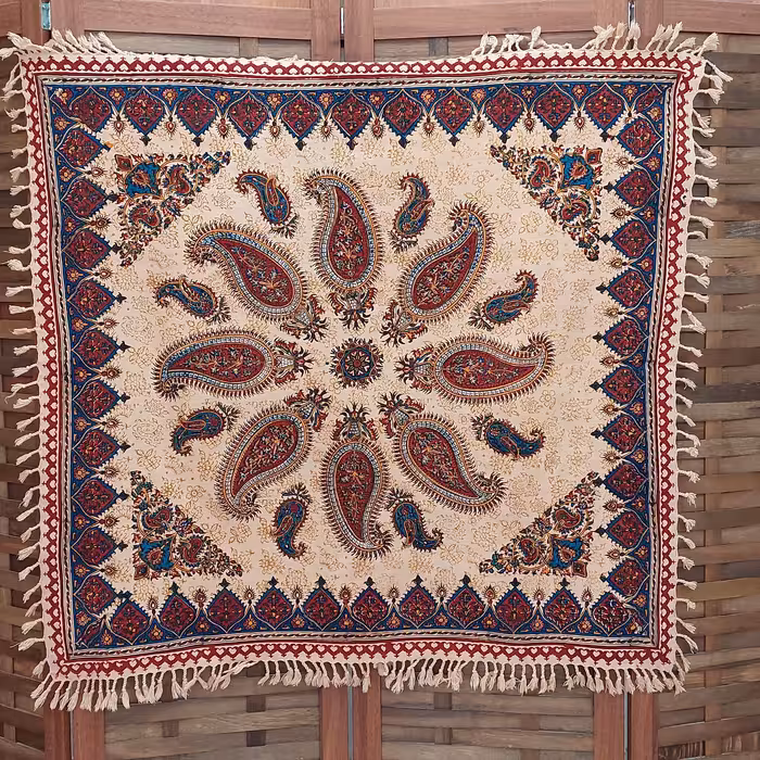 رومیزی ممتاز سایز100 در 100قلمکار اصفهان طرح بته جقه