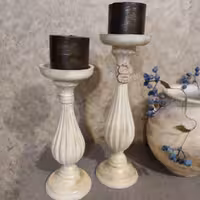 شمعدان چوبی پتینه شده  ،چوب وارداتی،سایز 28 و 18 سانت ،قابل اجرا در رنگ و پتینه  دلخواه 