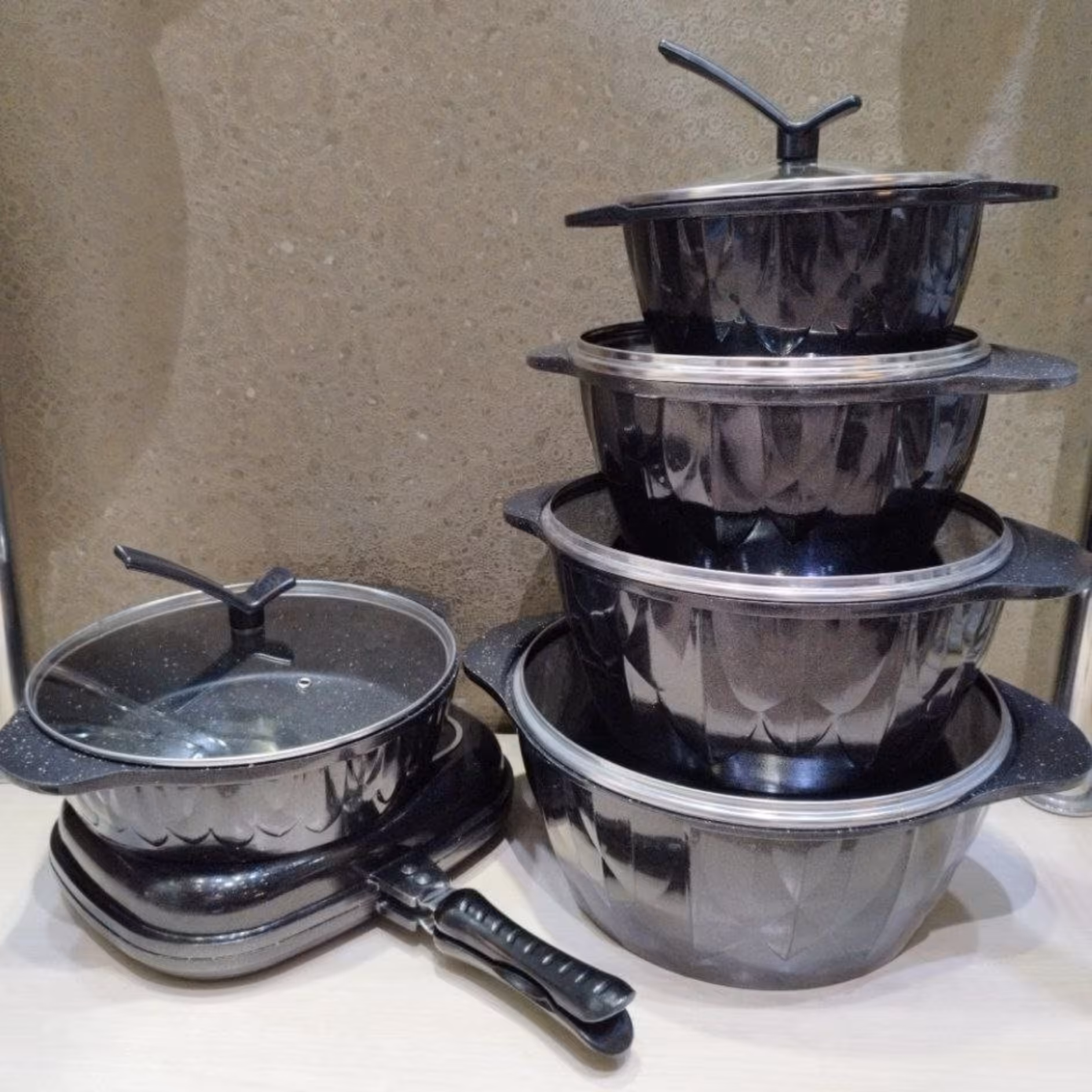 سرویس قابلمه 12 پارچه  Radis مشکی