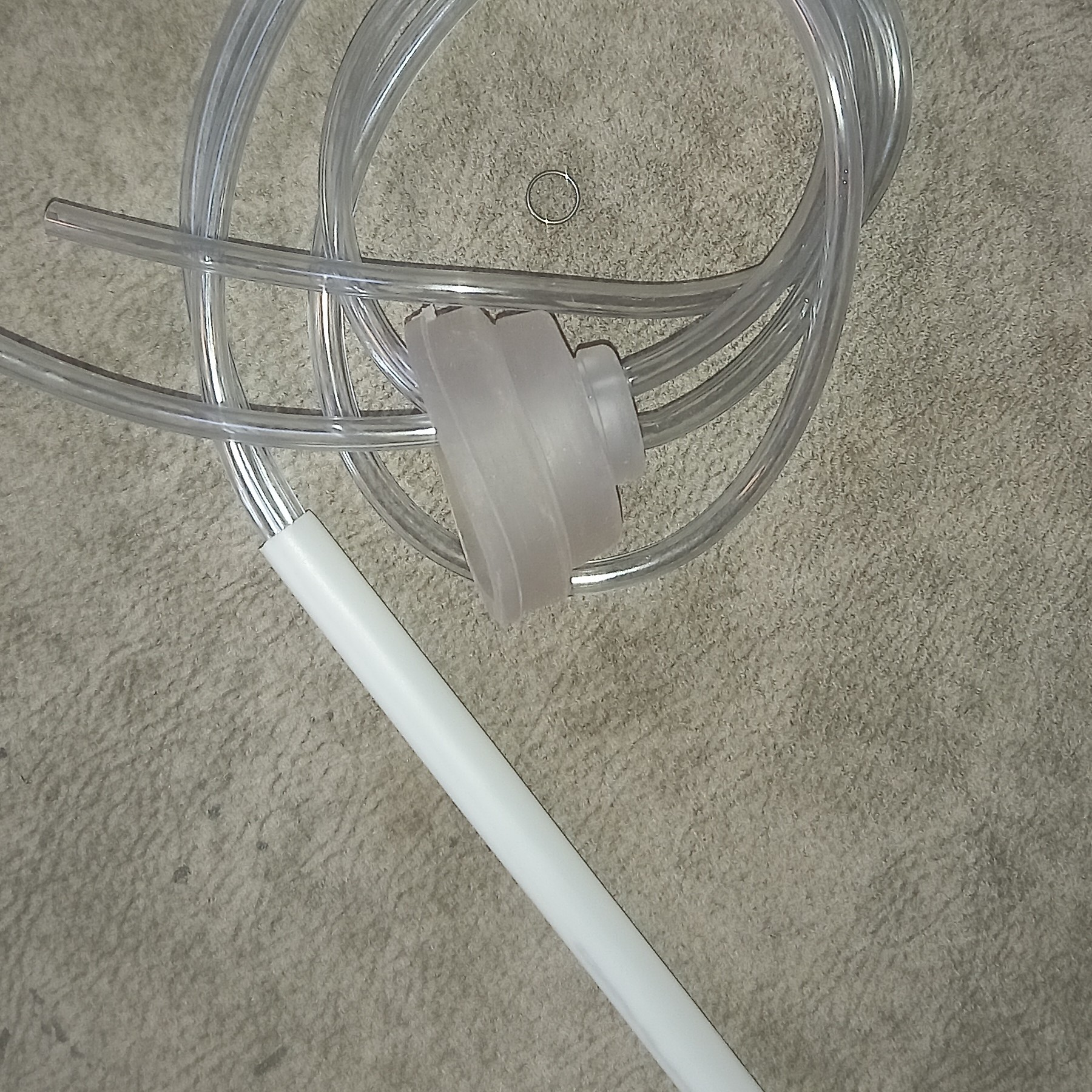 درپوش و حلقه کورکن و لوله پلاستیکی آبخوان هوشمند سرامیکی