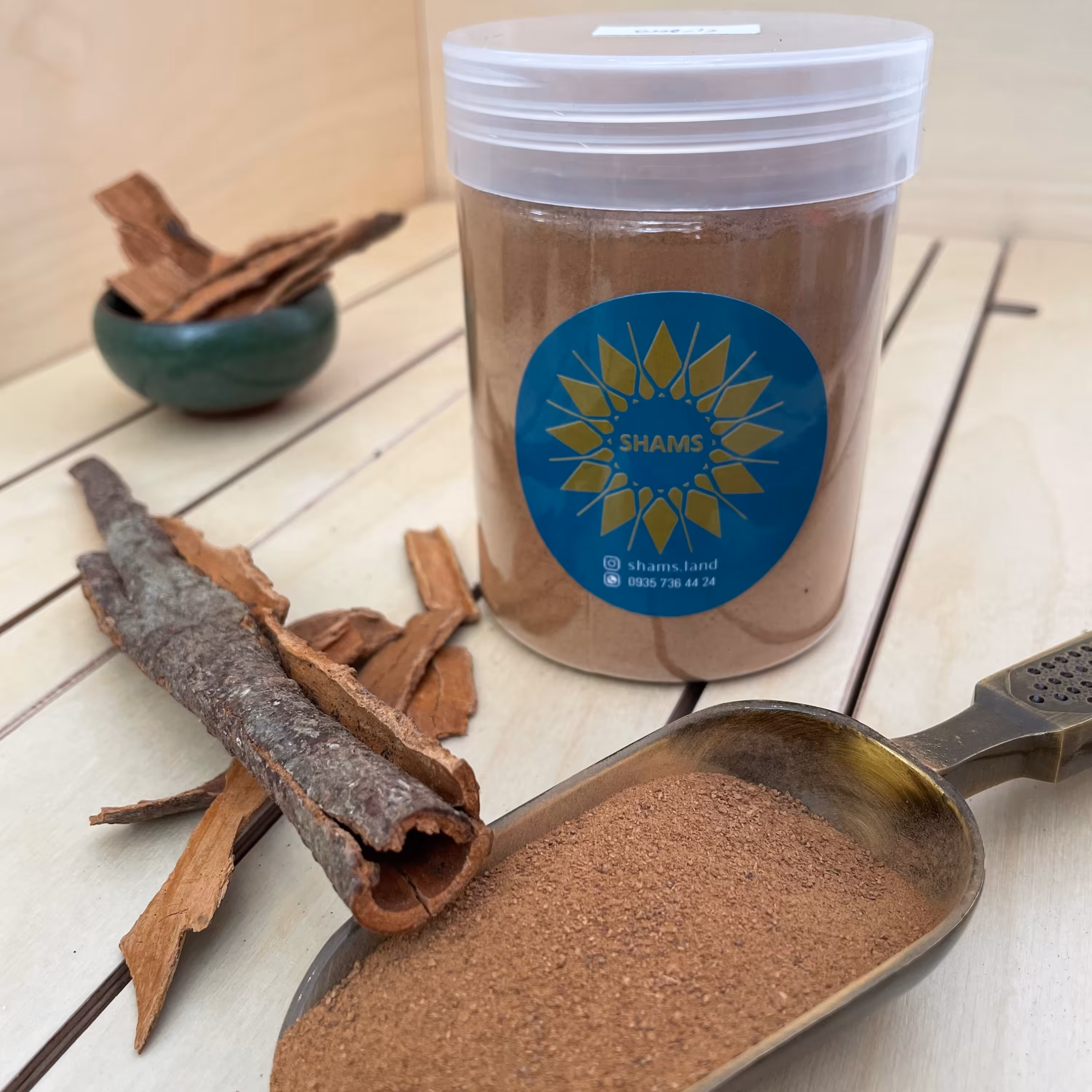 پودر دارچین درجه یک 200 گرم بسته بندی شده در پت پلاستیکی لوکس