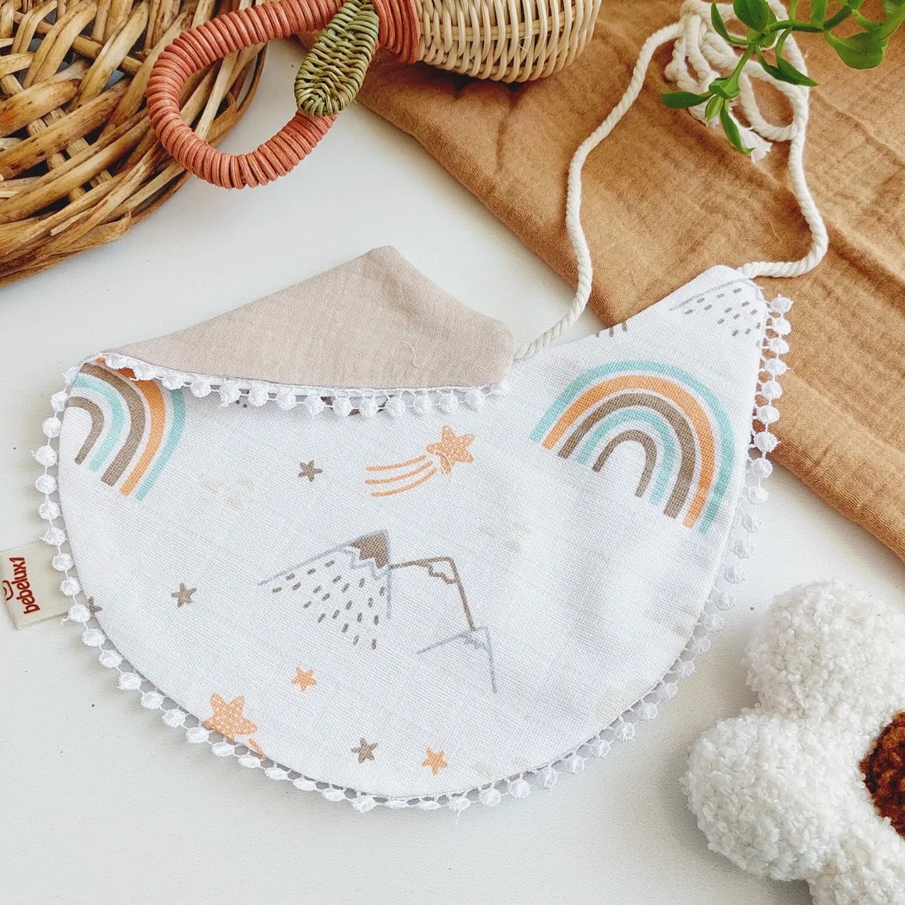 پیشبندنوزادی سه لایه دورو موسلین صد درصدنخ و پنبه  ضدحساسیت