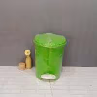 سطل زباله پدالی 3 مرجان دوجداره محصول ناصرپلاستیک تهیه شده از موادنو باکیفیت 