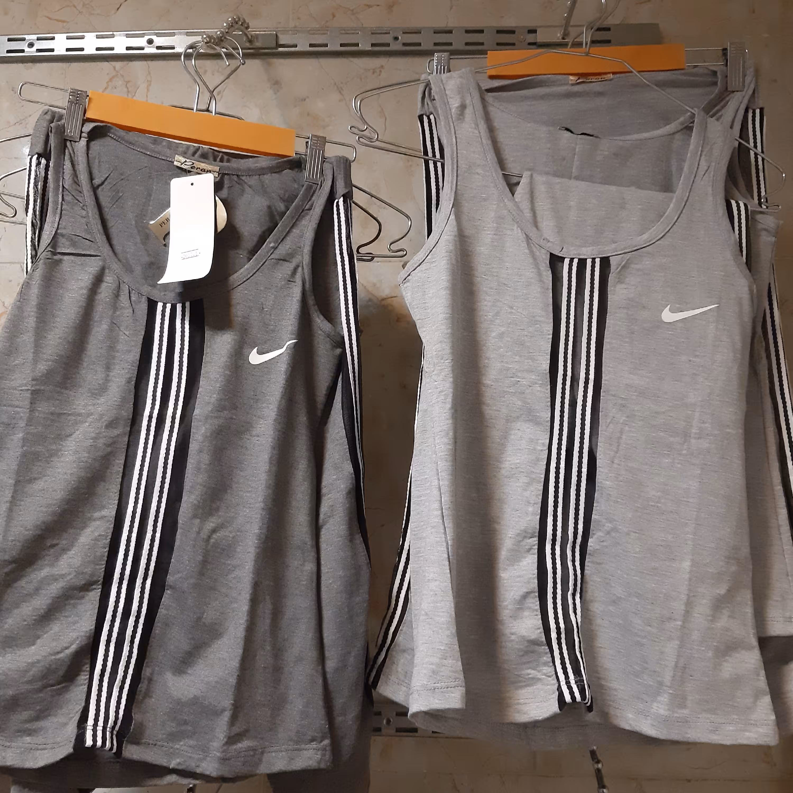 تاپ شلوارک نایک