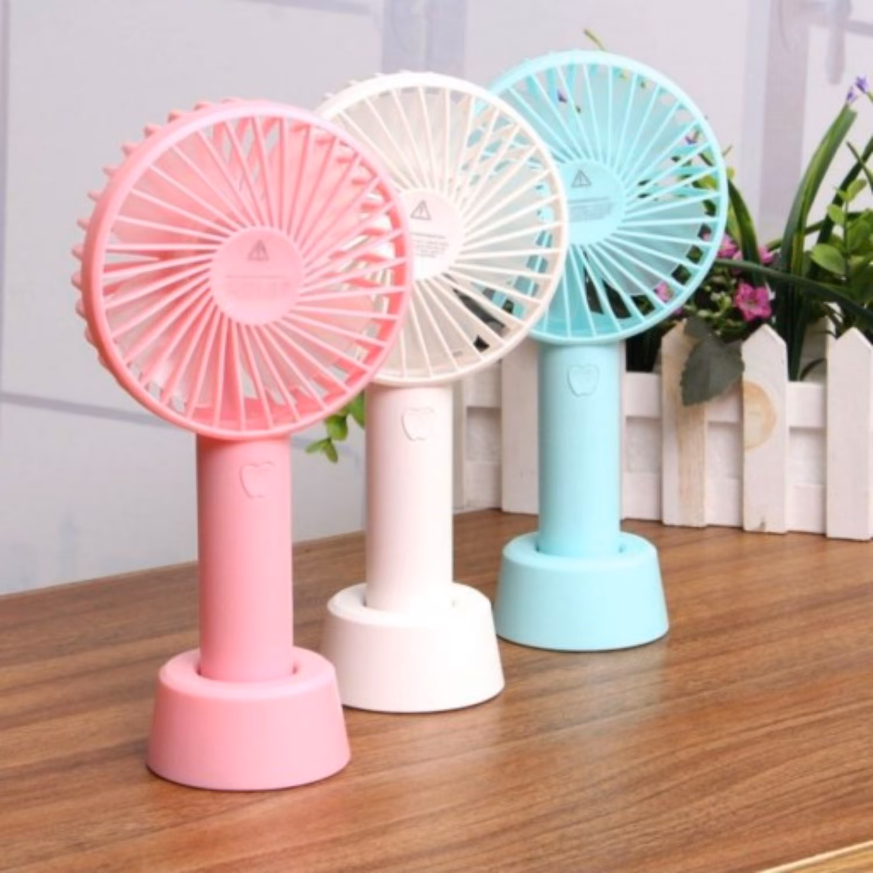 پنکه دستی شارژی رنگ سبز