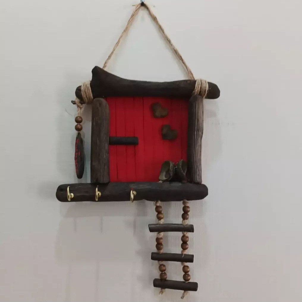 جاکلیدی چوبی خانه درختی