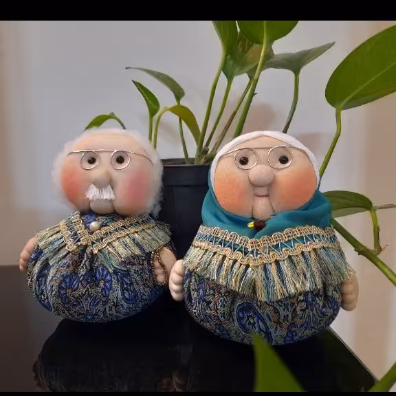 پیرزن و پیرمرد بقچه ای با طرح ترمه با قد 16سانت 