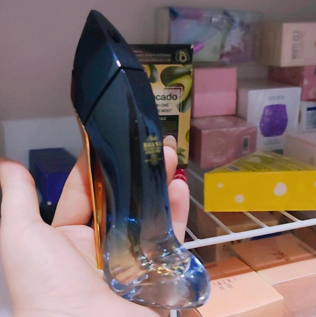 عطر گودگرل کارولینا هرا رایحه گرم و جذاب