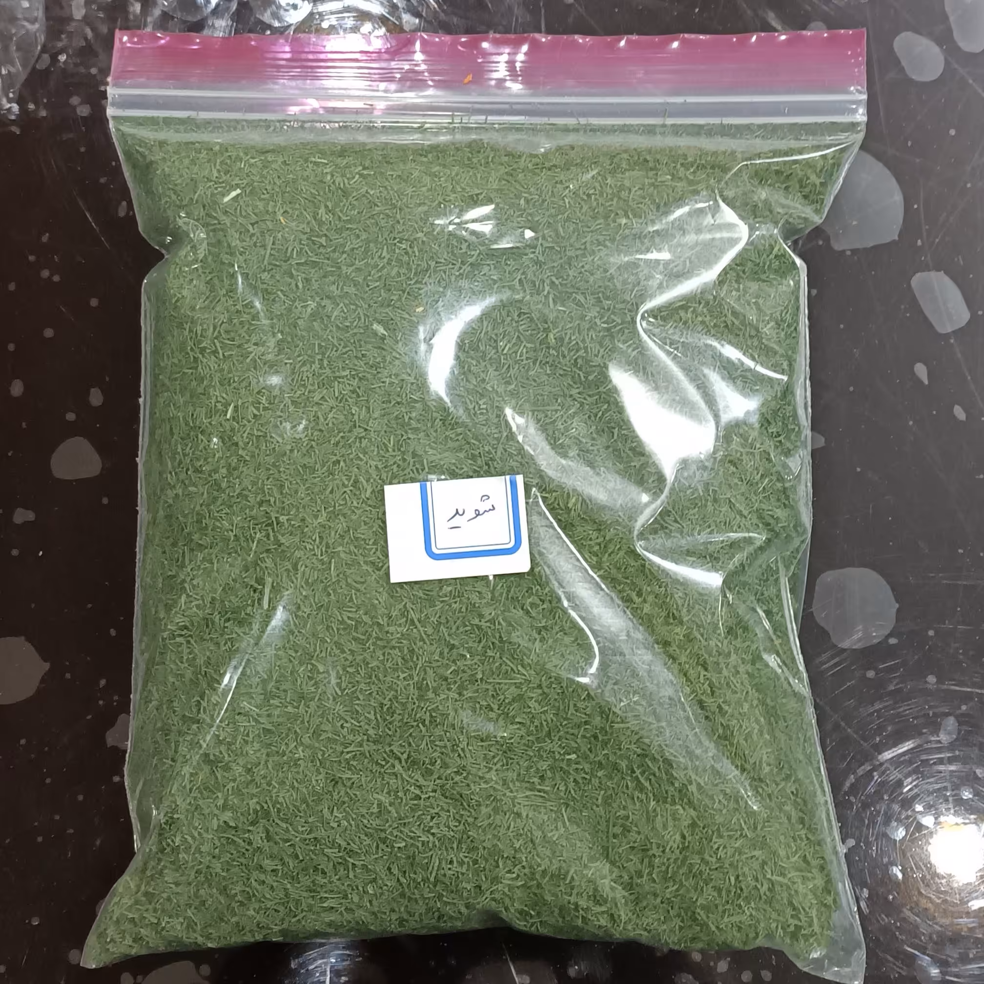 شیوید خشک شده  بسته  100 گرمی  به صورت فله ای هم موجود می باشد 