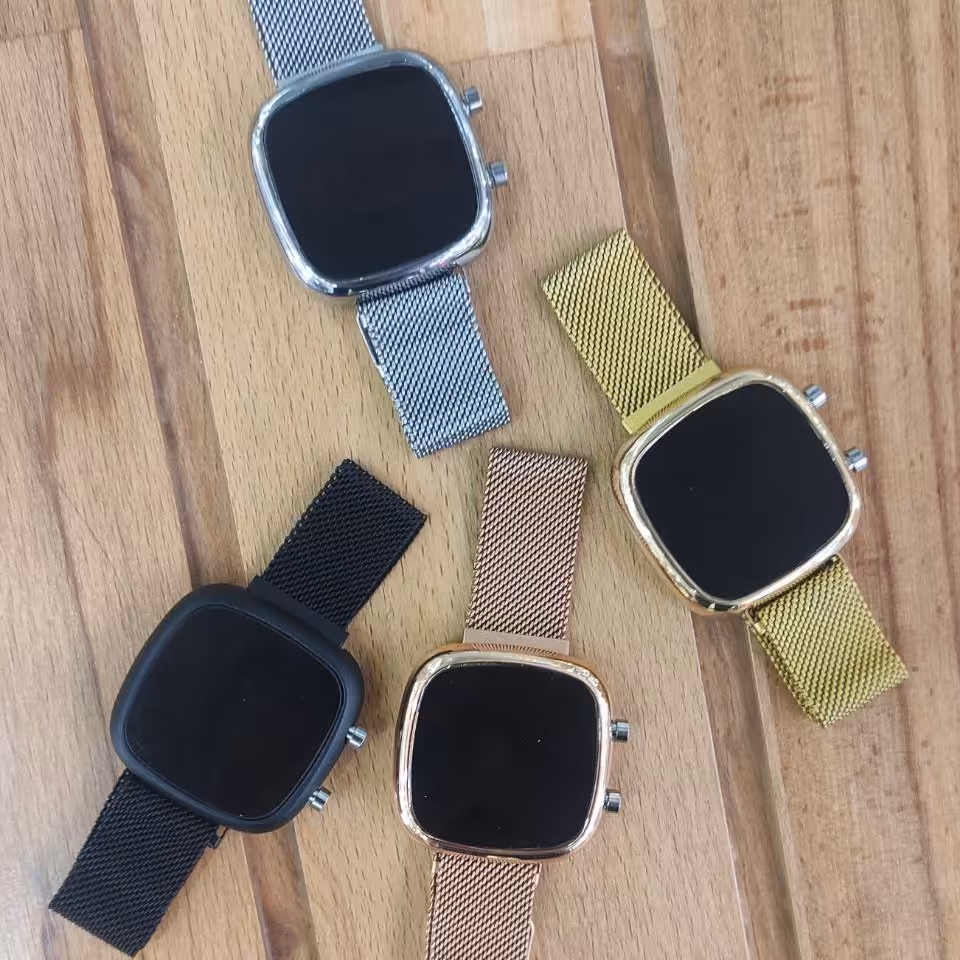 ساعت کامپیوتری طرح اپل واچ مگنتی مربعی