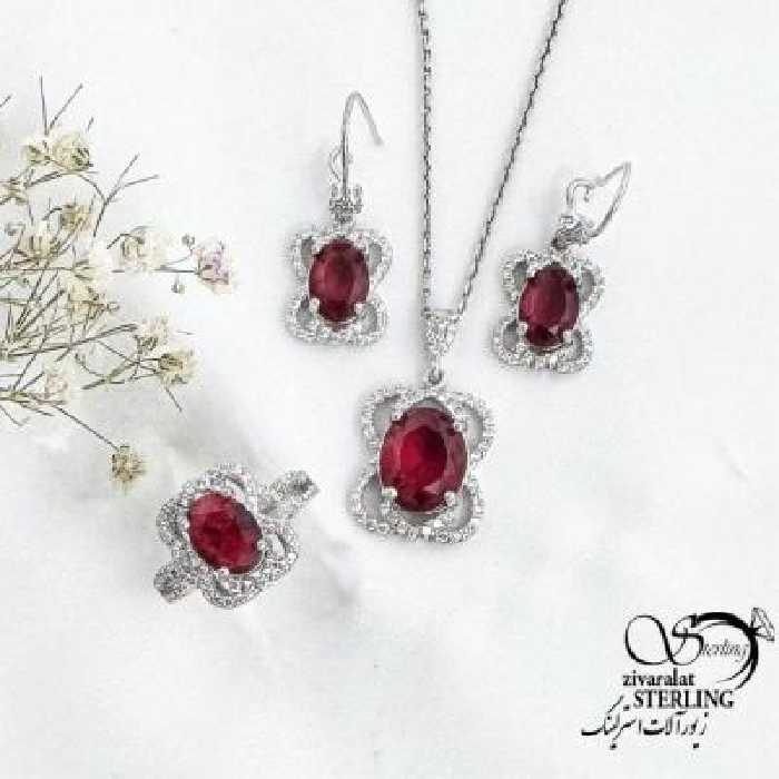 نیمست نقره 925عیار نگین قرمز (طرح یاقوت سرخ) کد 17289