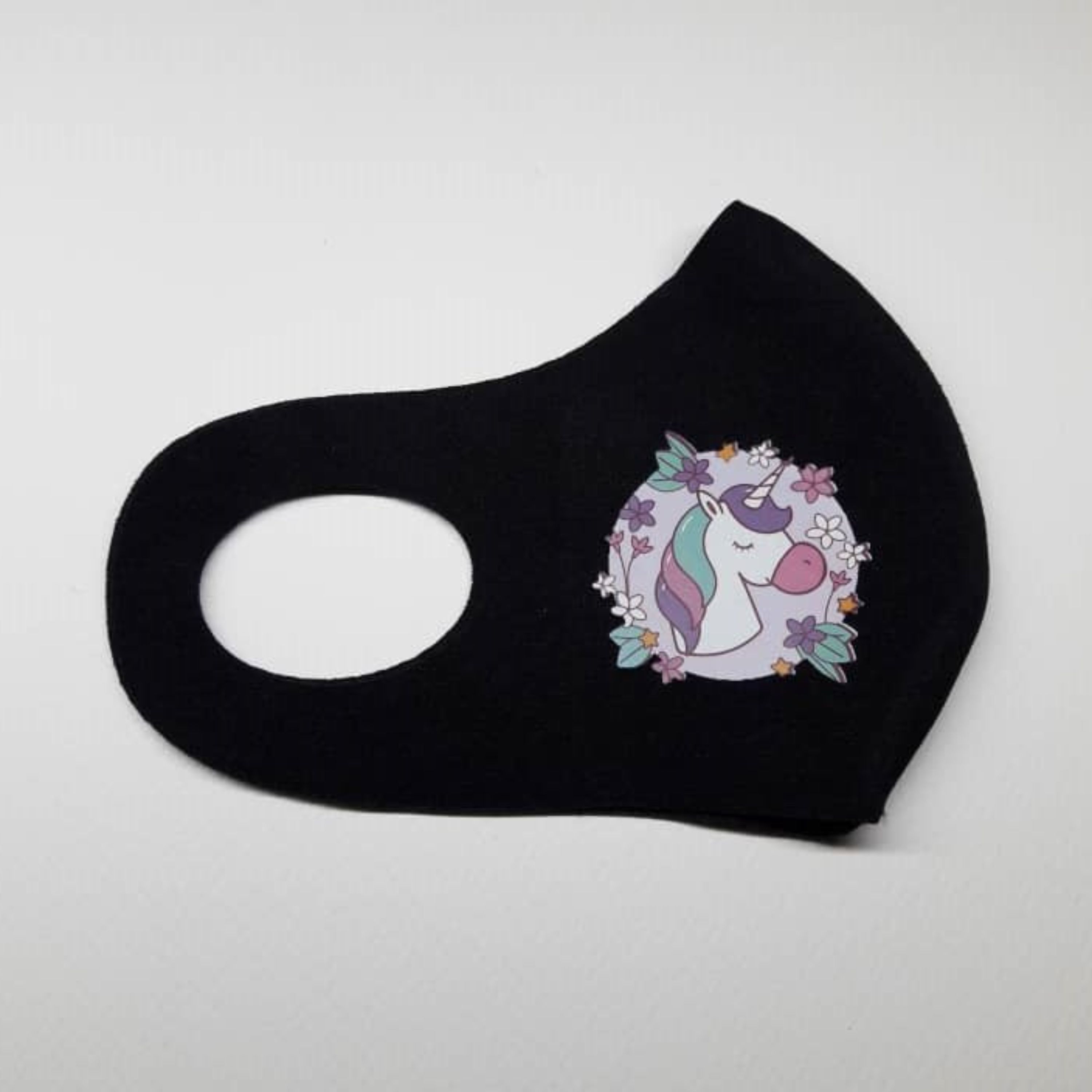 ماسک پارچه ای مشکی یونی کرن2