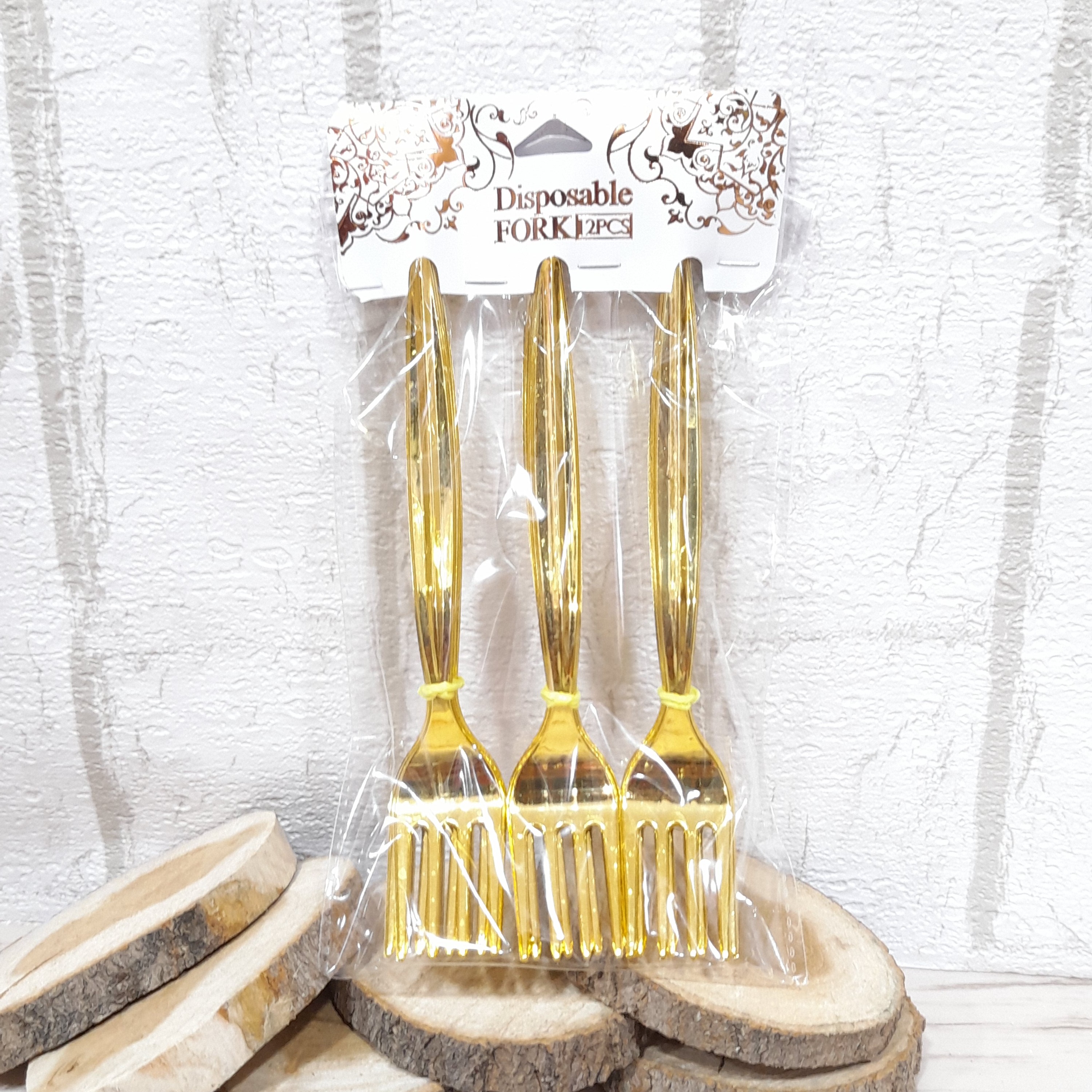 چنگال طلایی  تولد 