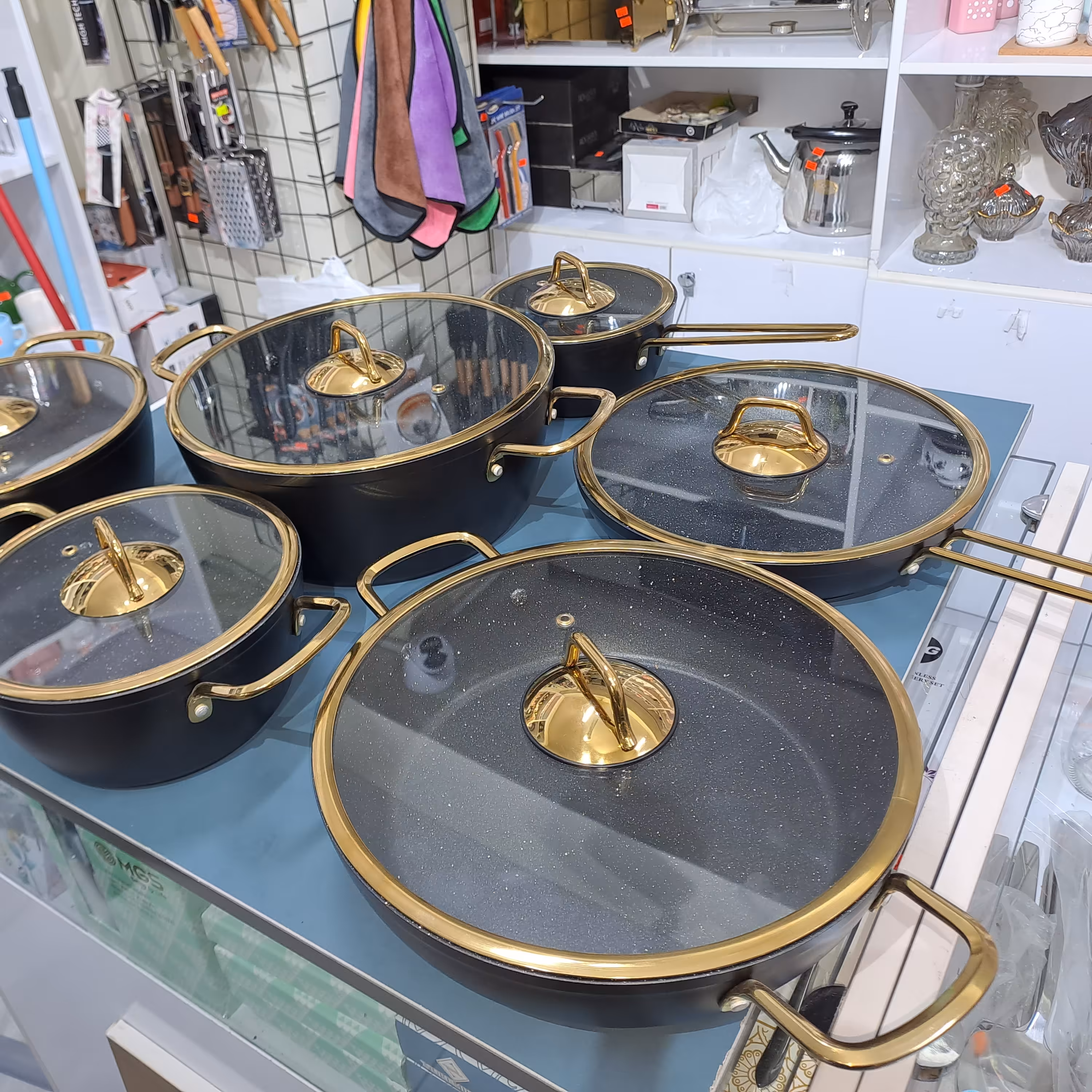 قابلمه 12پارچه kzp