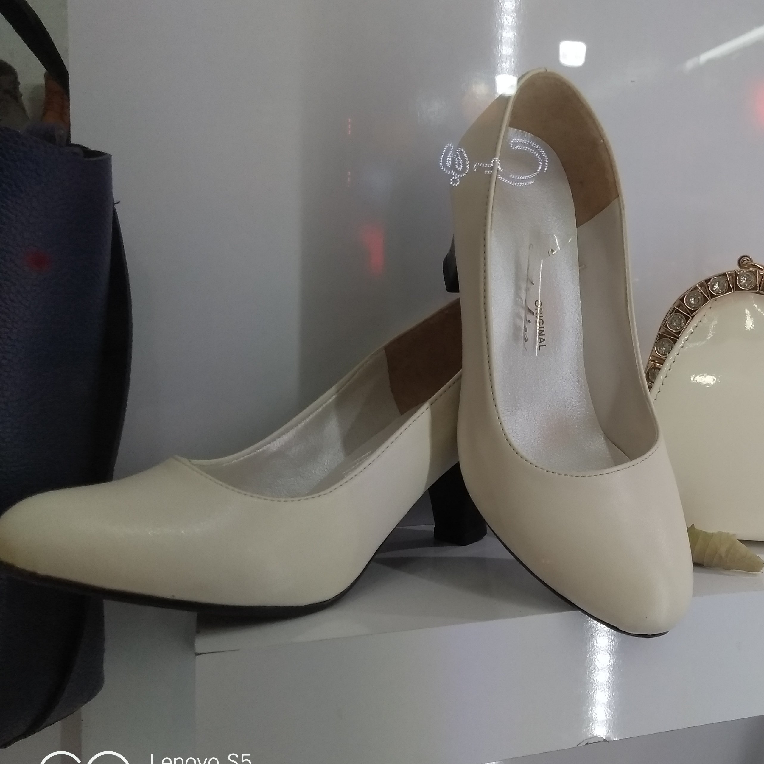 کفش پاشنه 5سانتی