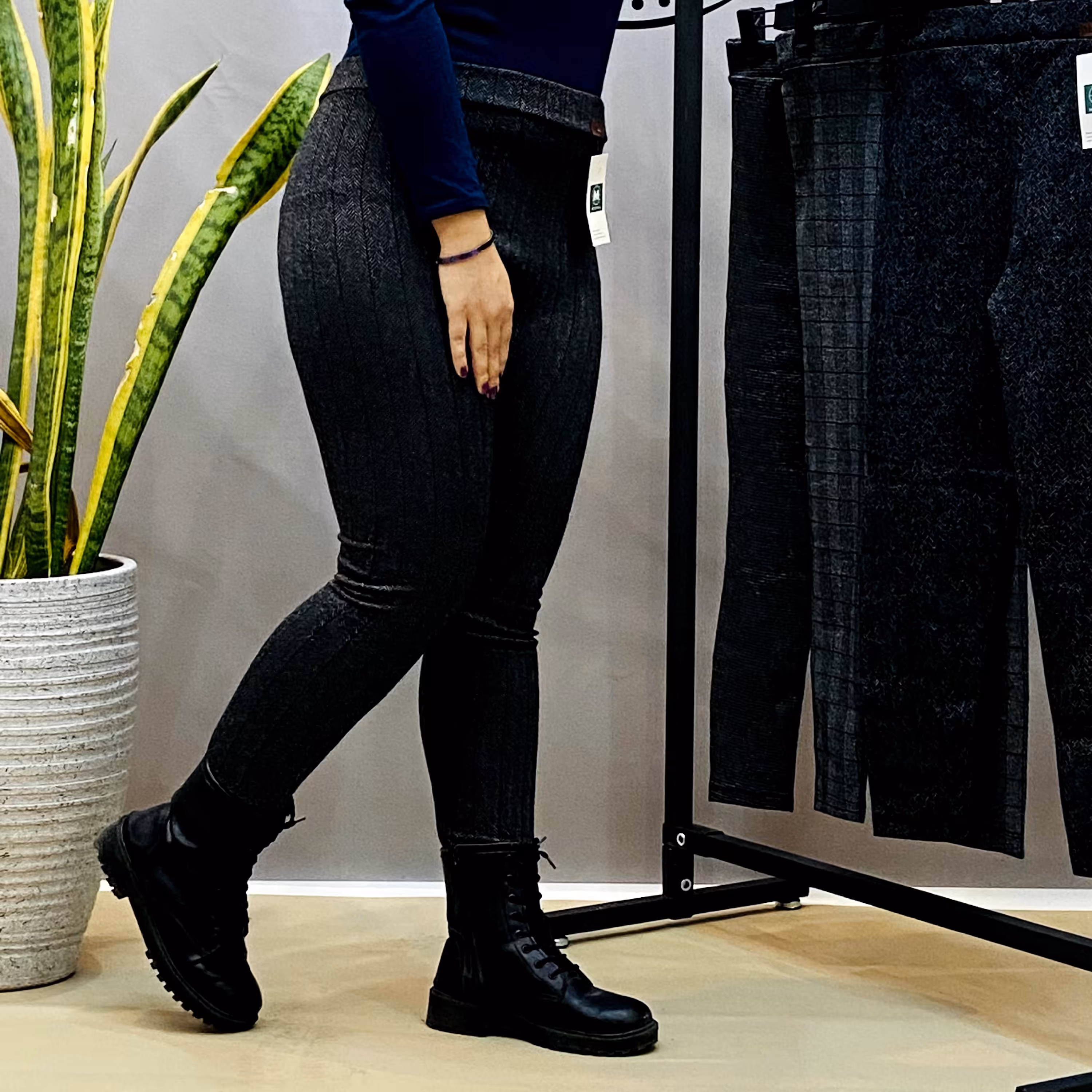 شلوار جناقی زنانه، دمپا لوله، جنس پنبه ژاکارد، ارسال رایگان