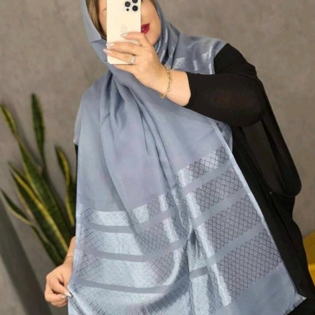 شال تابستانه نخی با رنگ بندی شاد و متنوع سایز 60 در 160