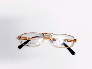 عینک مطالعه نمره مثبت 2