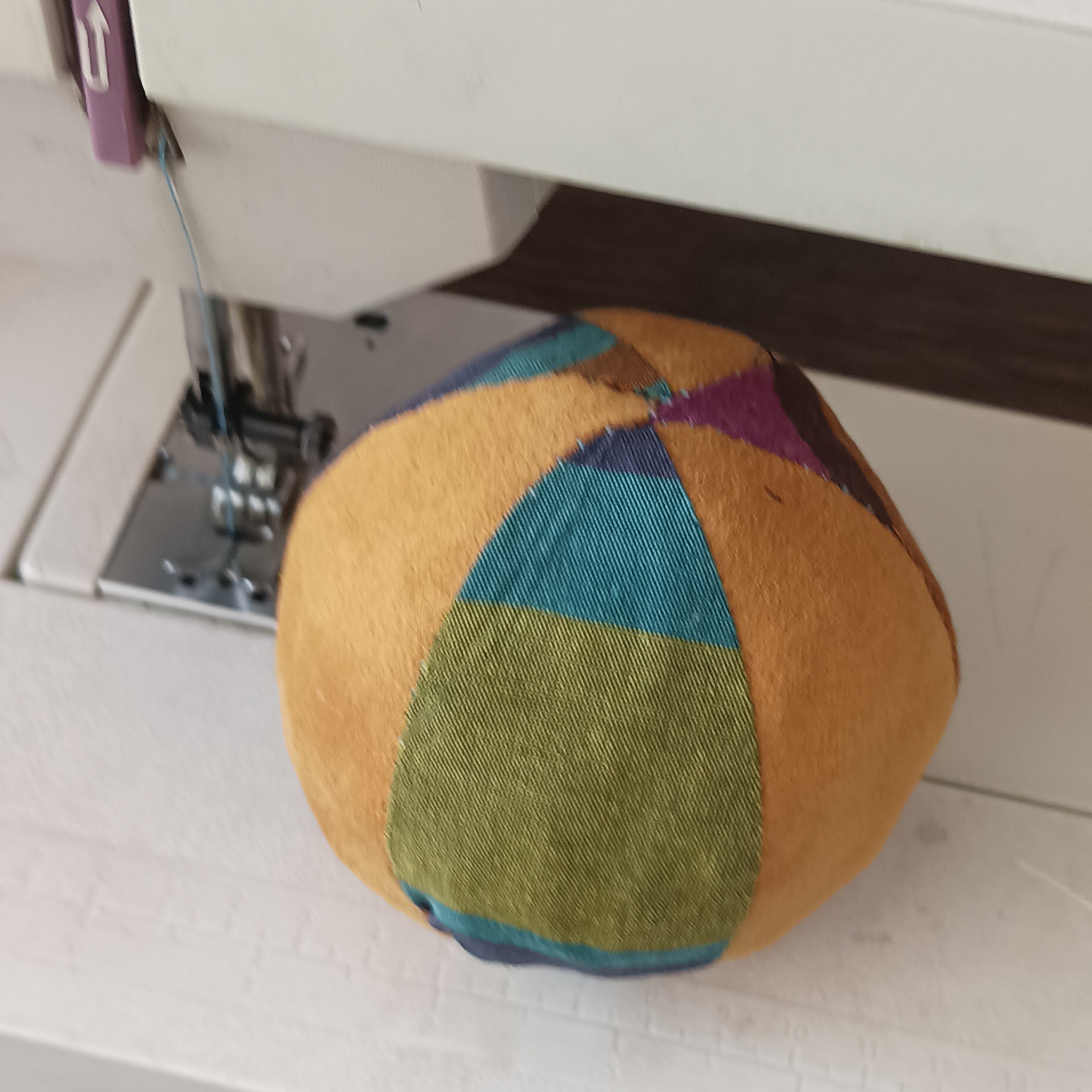 توپ پارچه ای رنگارنگ 