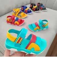 صندل بچگانه 