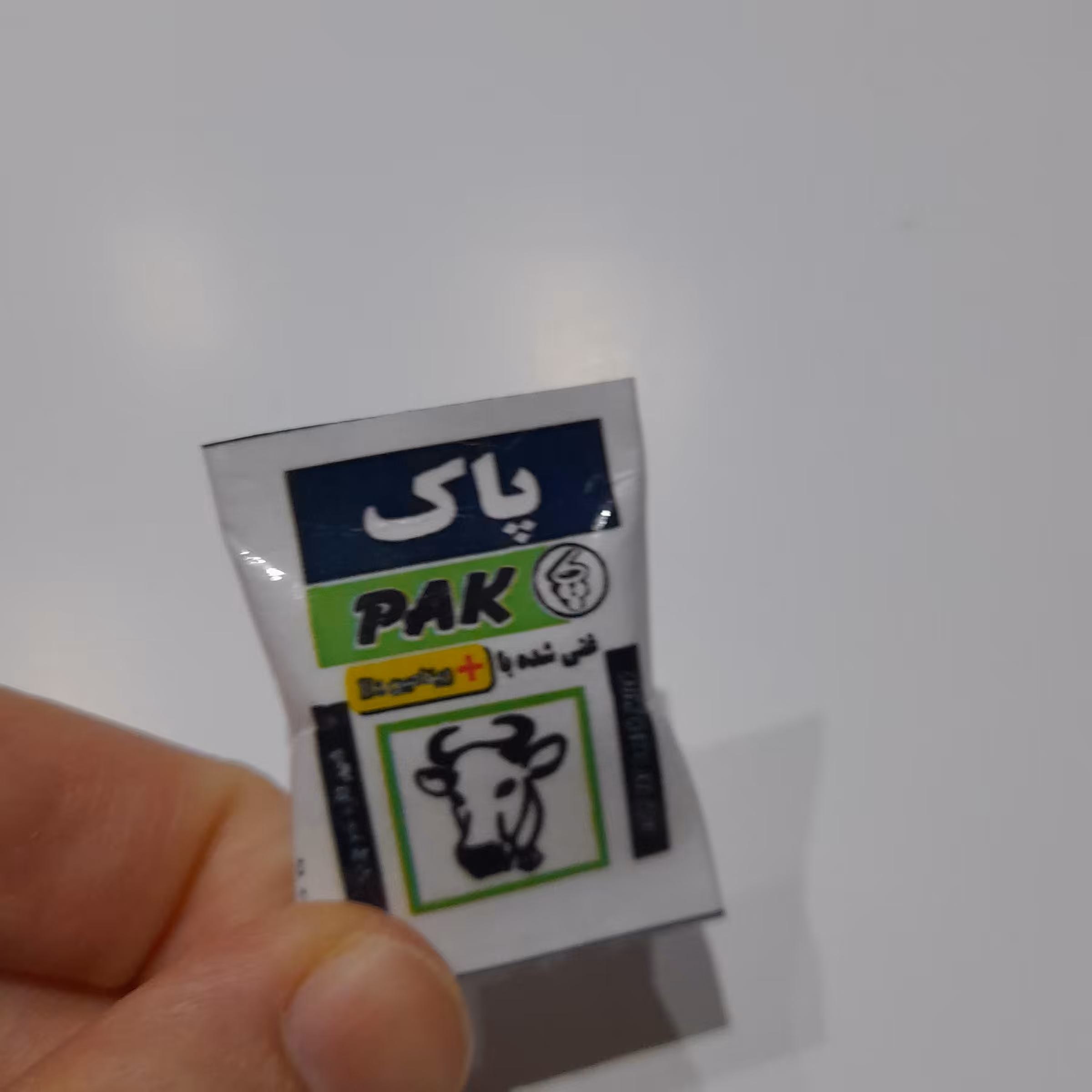 مینیاتوری پاکت شیر