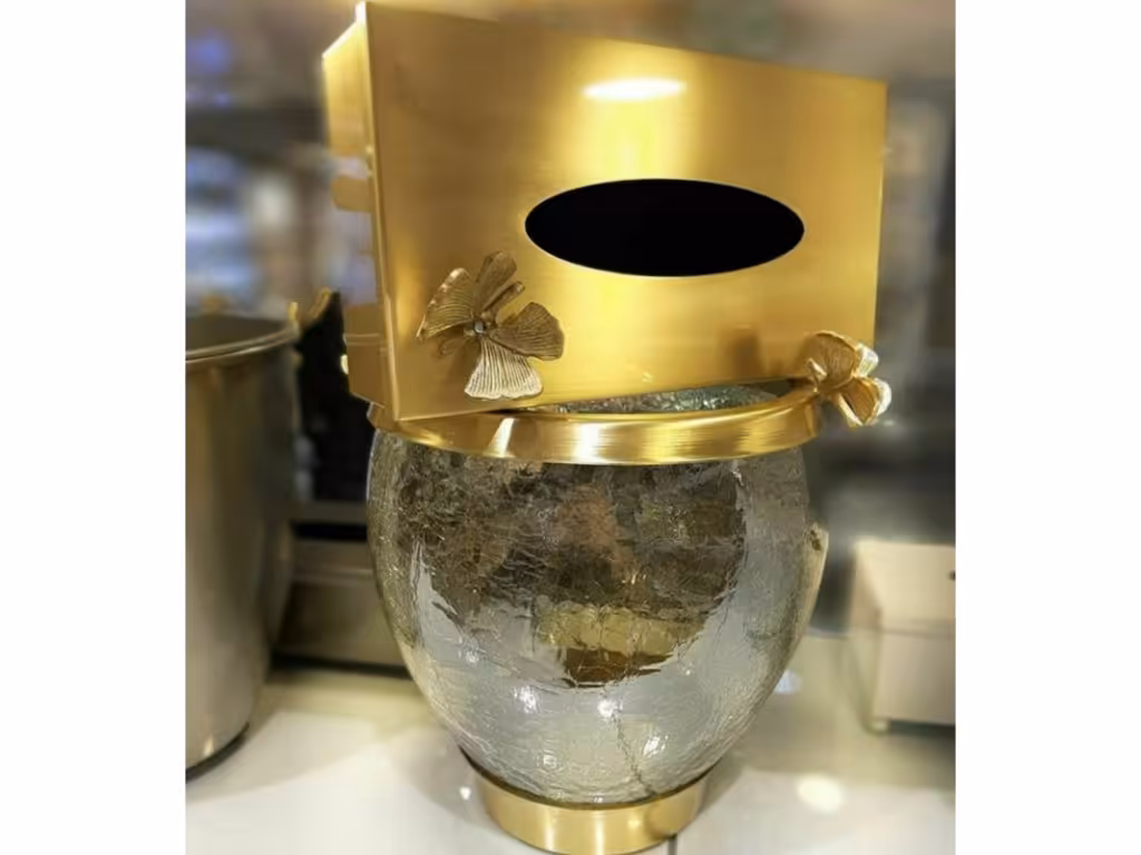 سطل و دستمال فلزی