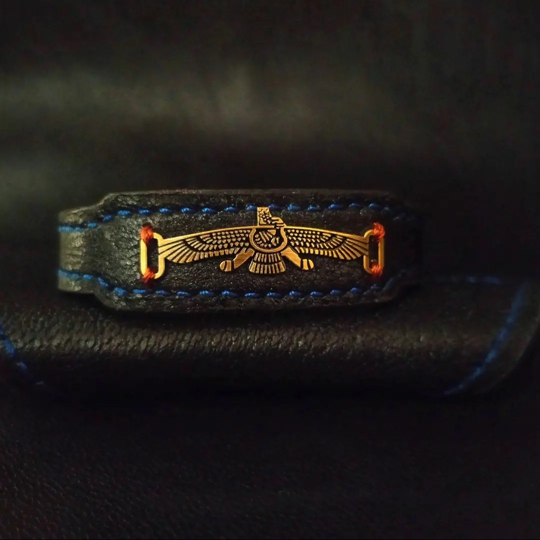 دستبند فروهر