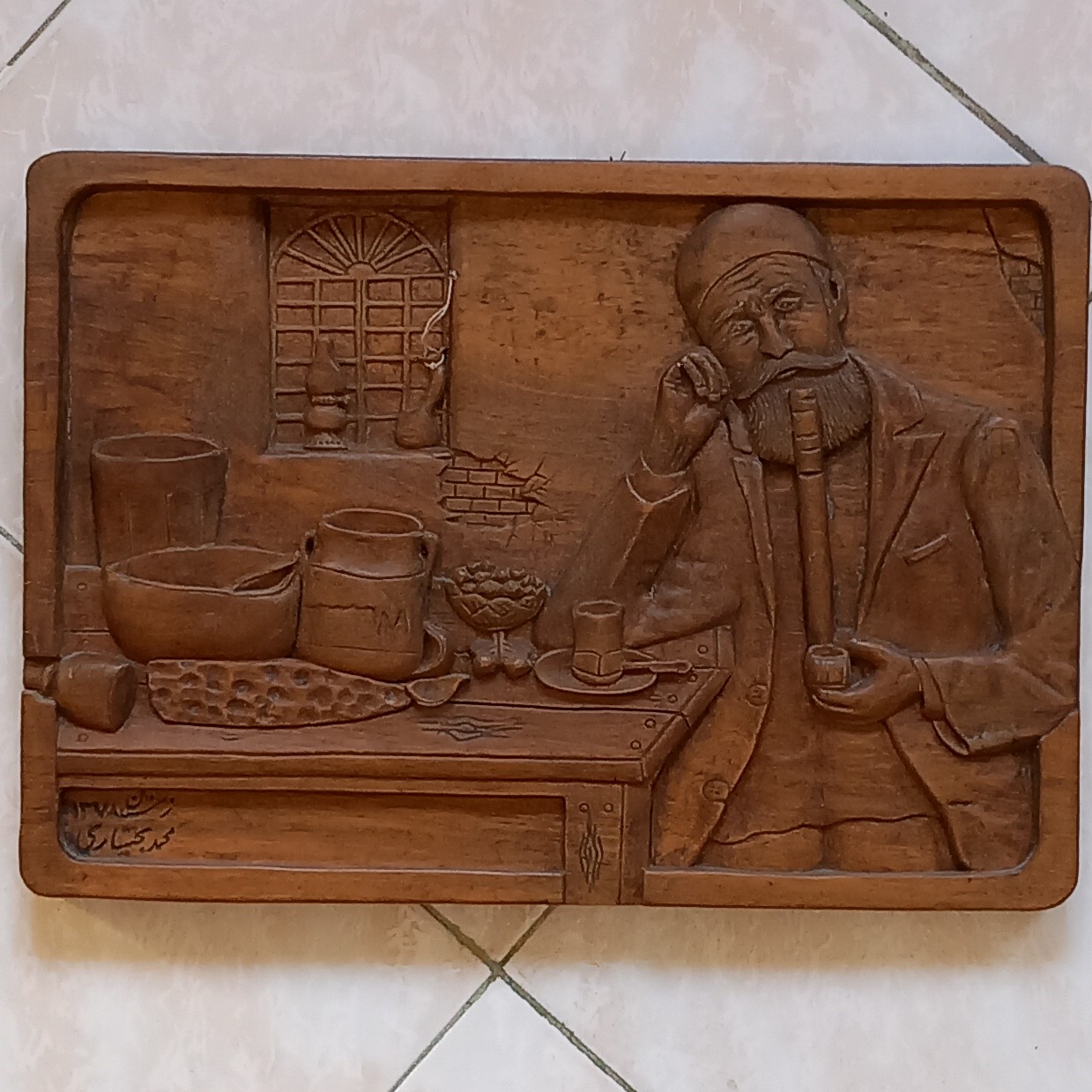 تابلو منتبت کاری چوب گردو