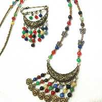 ست رومانتویی و سنجاق اسکاتلندی عقیق