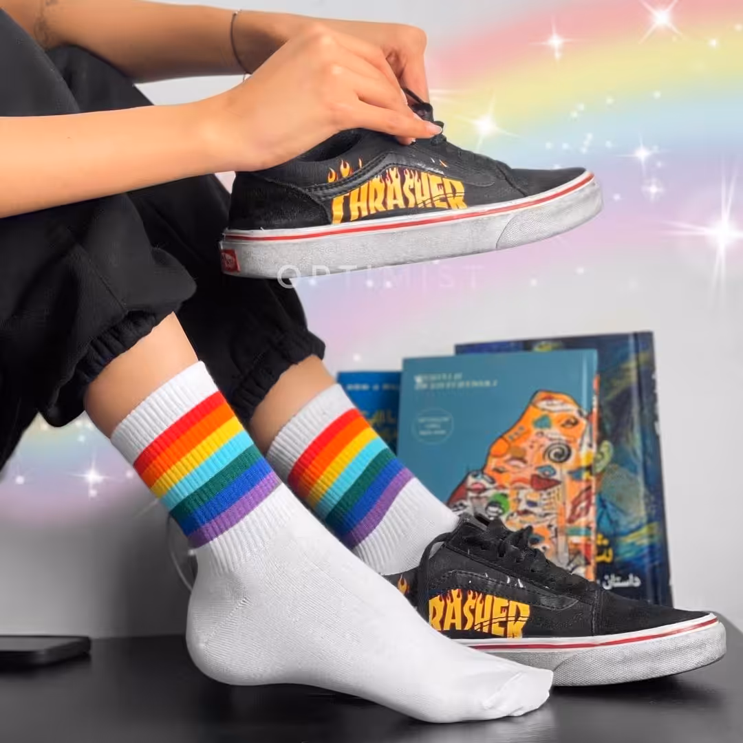 جوراب نمیساق نوار رنگین کمونی زمینه سفید نخ پنبه فری سایز