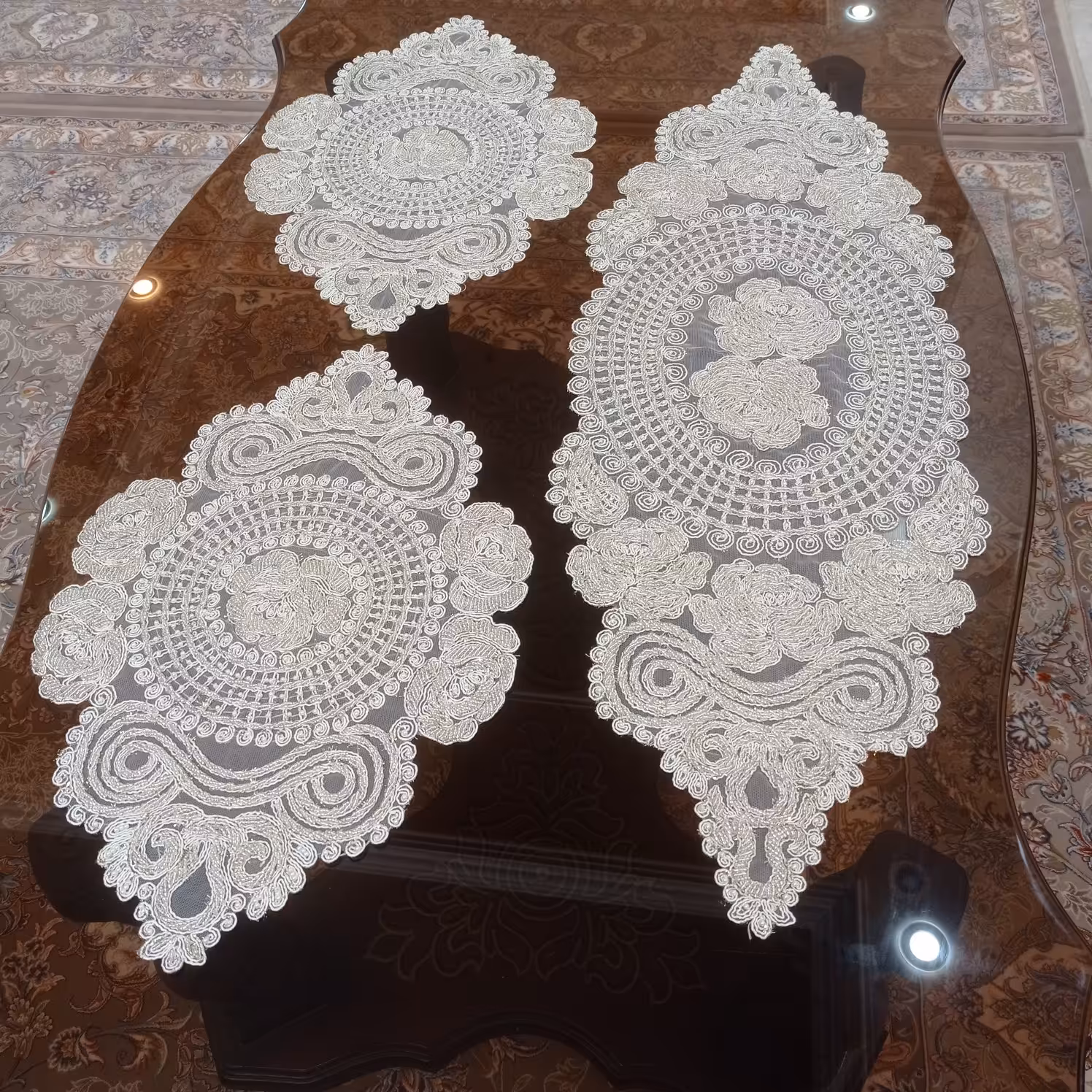 رومیزی دانتل ملیله دوزی سه تکه ترک طرح رز 