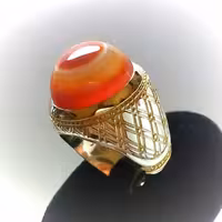 انگشتر عقیق سرخ سه پوست موازی خوشرنگ و بیهمتا