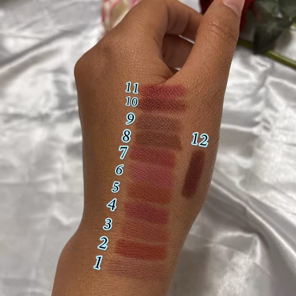 رژ لب مدادی  کالیستا( موجودی1و3و8و9و12)