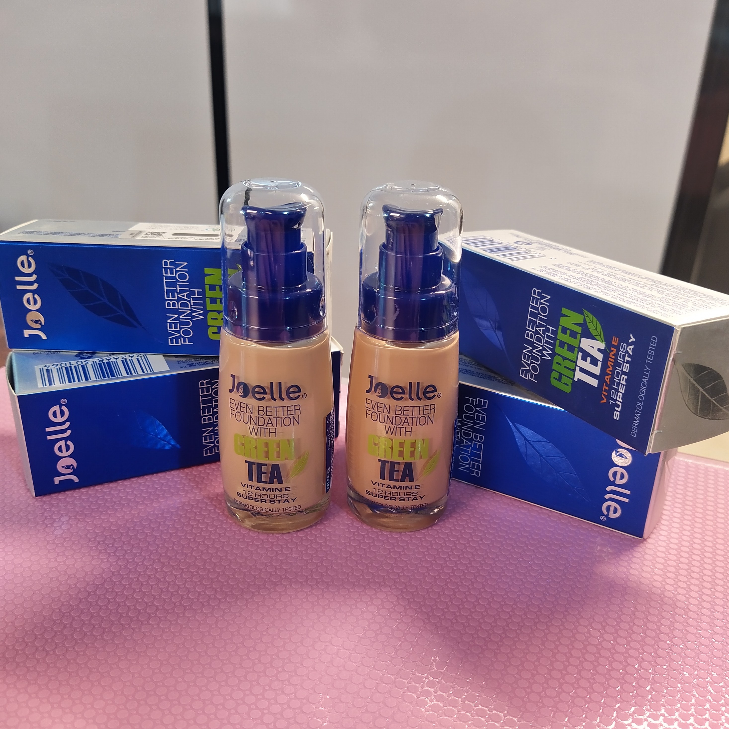 کرم پودر جویل با عصاره چای سبز Joelle