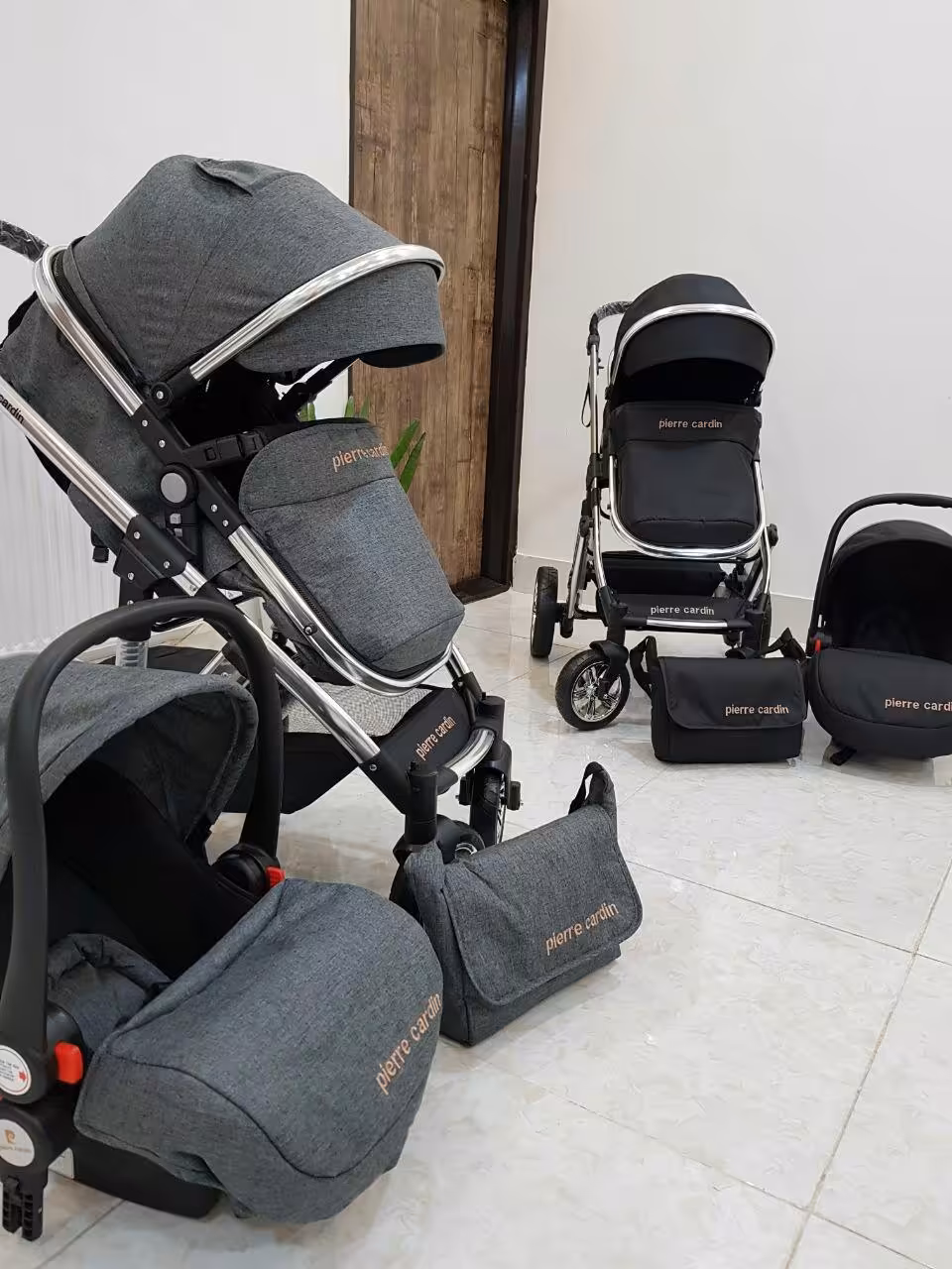 سرویس کالسکه پیرگاردین pierre cardin