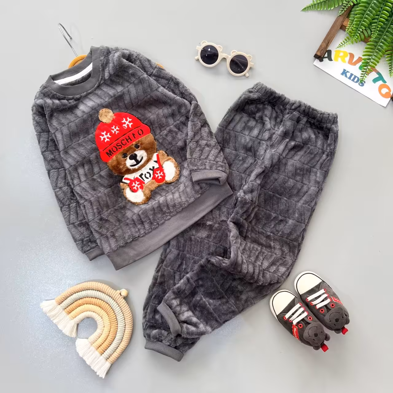 بلوز شلوار بچگانه پسرانه پولیشی آستین دار طرح تدی سایز40تا55با ارسال رایگان