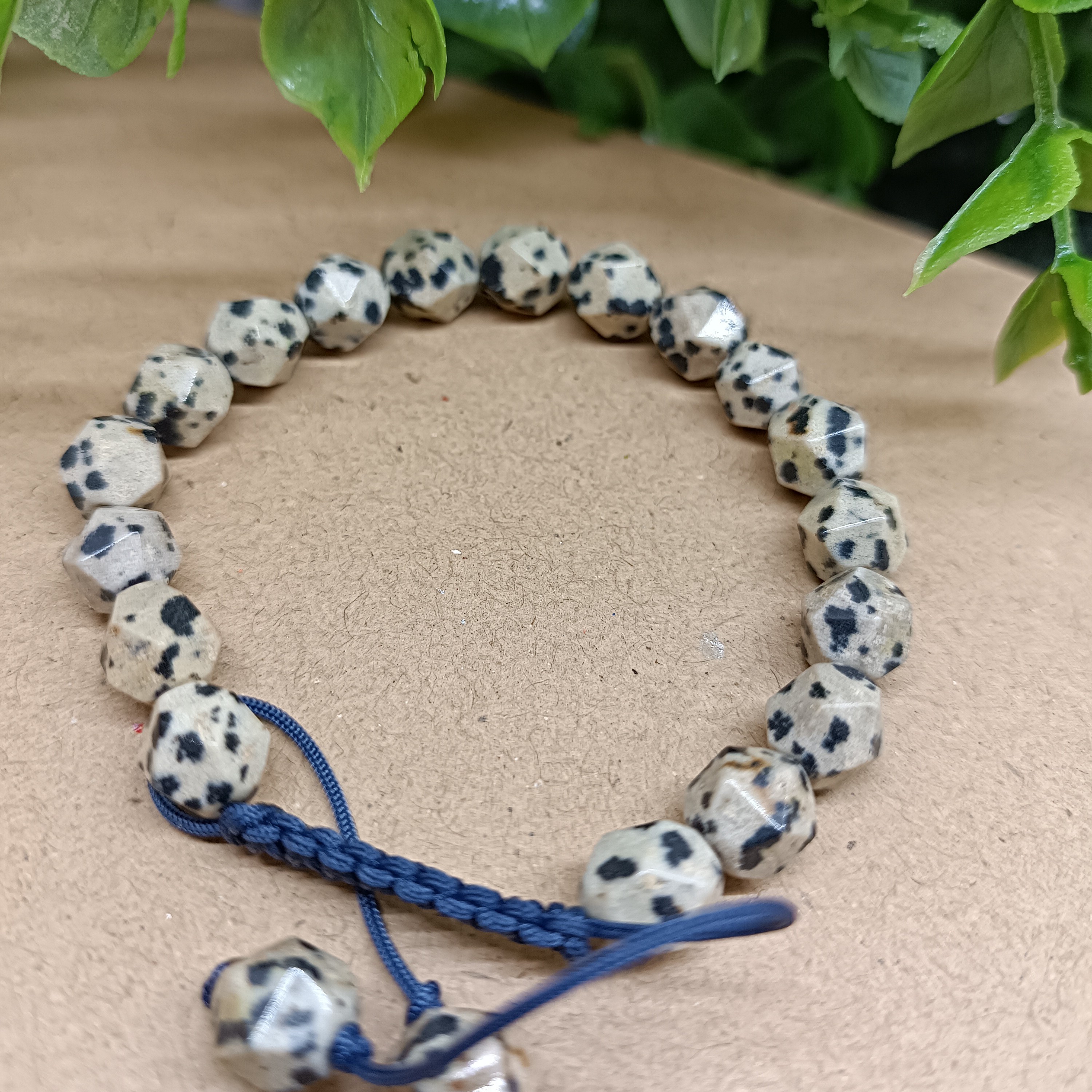 دستبند سنگ طبیعی جاسپر دالمیشن(دالماتیان).