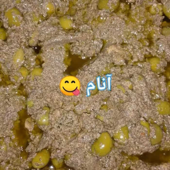 زیتون پرورده چهار مغز5000گرمی