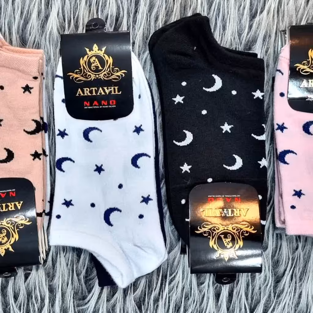 جوراب زنانه و مردانه