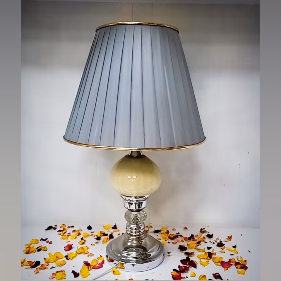 اباژور  رو میزی کوچیک 