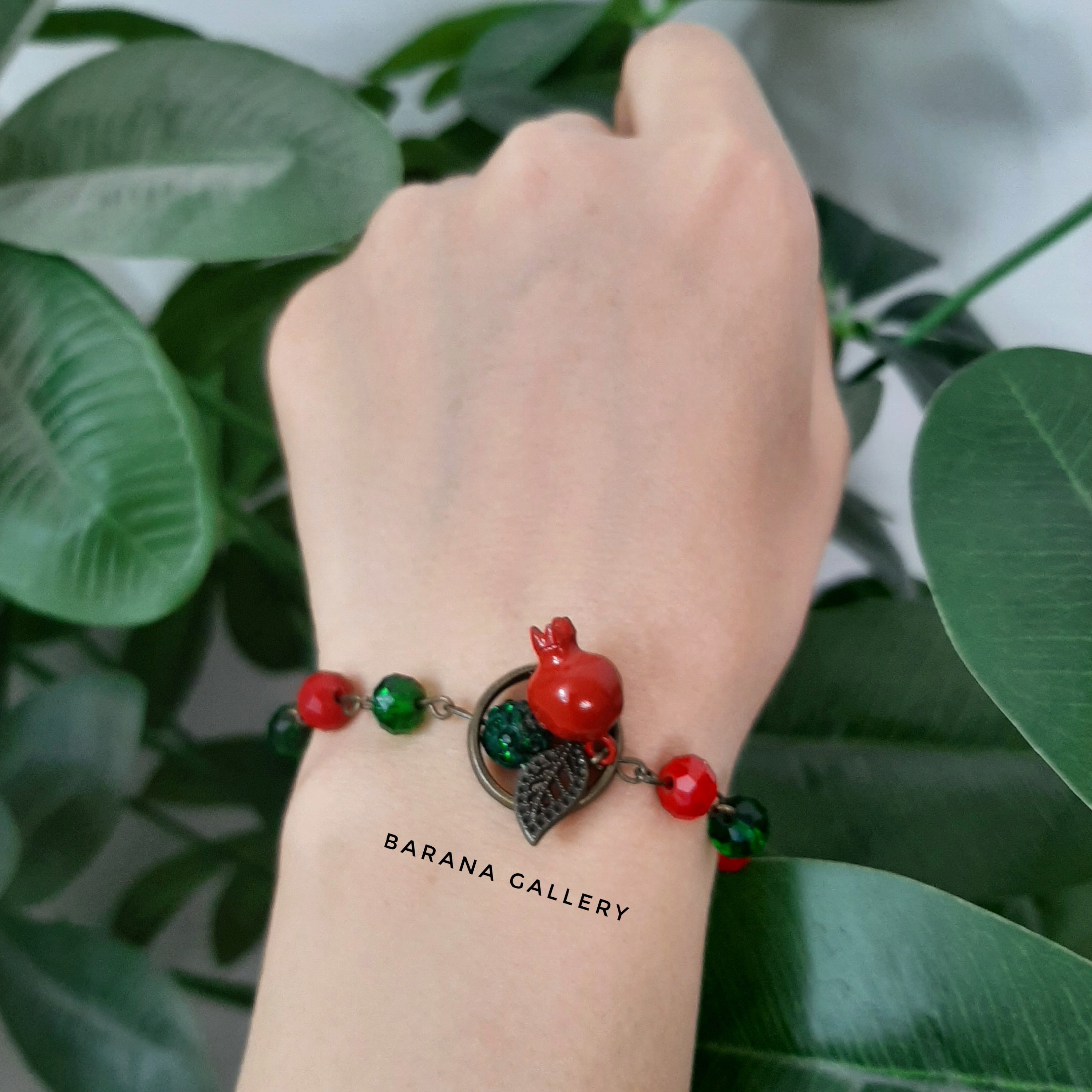 دستبند انار